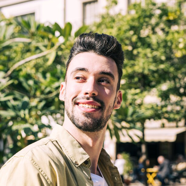 Óscar Fuentes